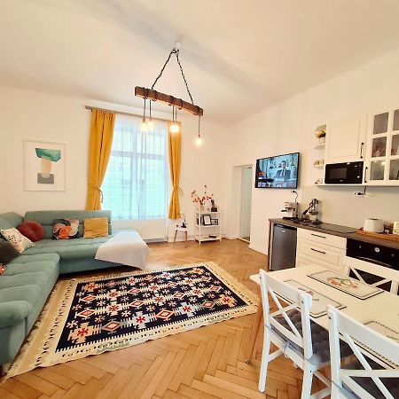 בראשוב Jasmine Serenity Apartment - Central, Behind Black Church מראה חיצוני תמונה