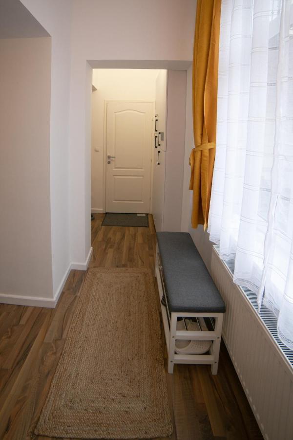 בראשוב Jasmine Serenity Apartment - Central, Behind Black Church מראה חיצוני תמונה